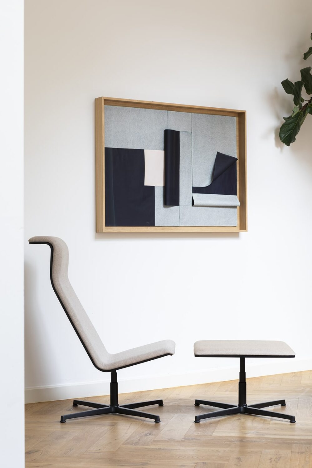 Bulo TAB Lounge & Ottoman