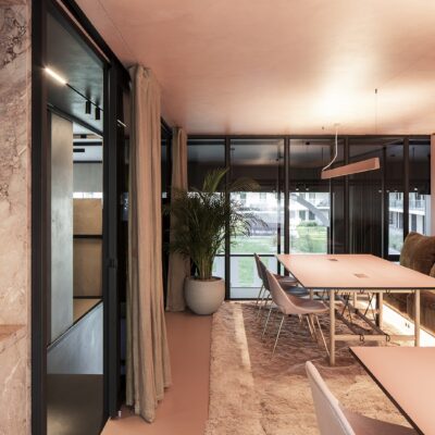 Bulo DAN Meeting Table