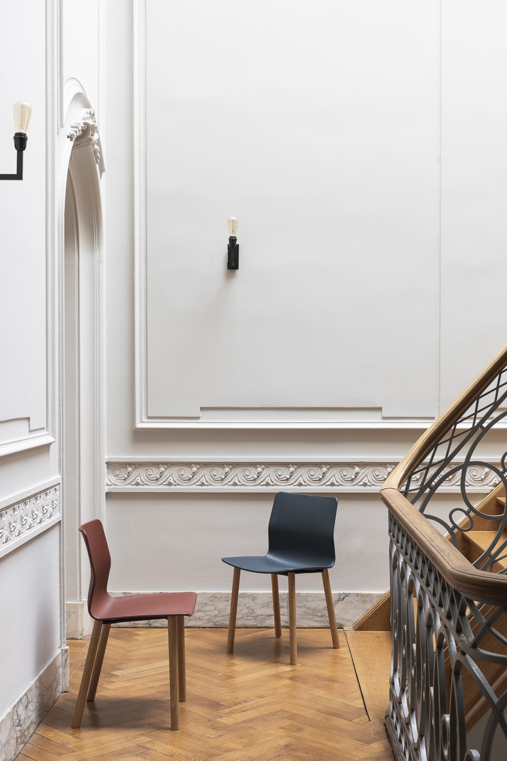 Bulo VVD Bistro 4 wooden legs