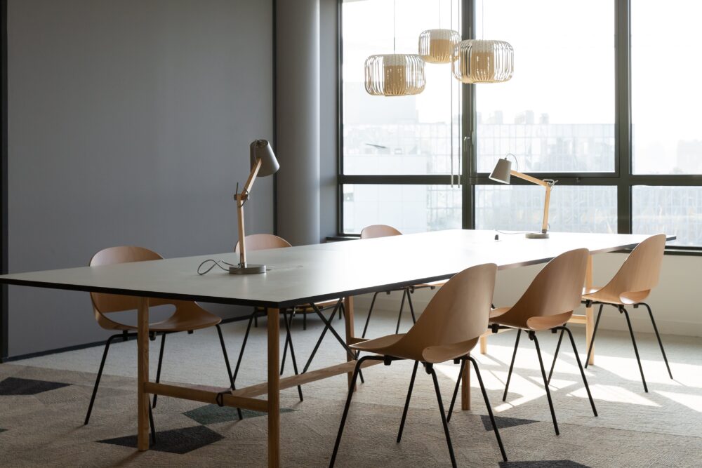 Bulo DAN Meeting Table