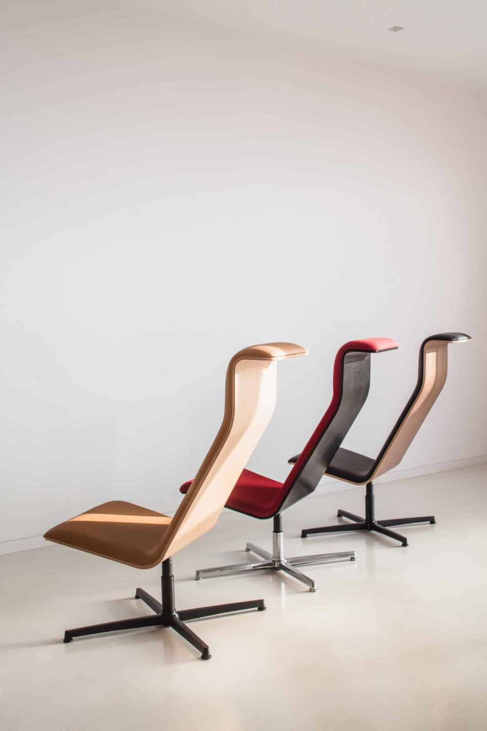 Bulo TAB Lounge & Ottoman