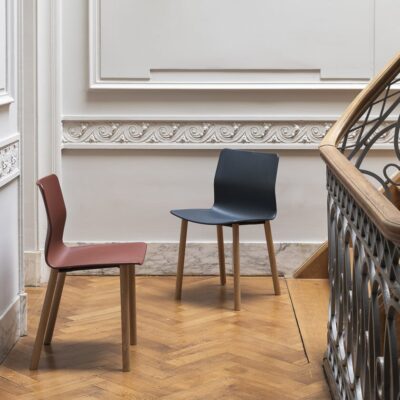 Bulo VVD Bistro 4 wooden legs