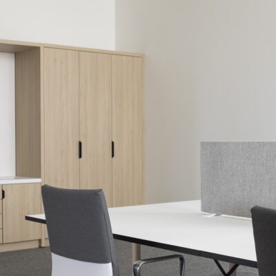 Bulo DAN Meeting Table