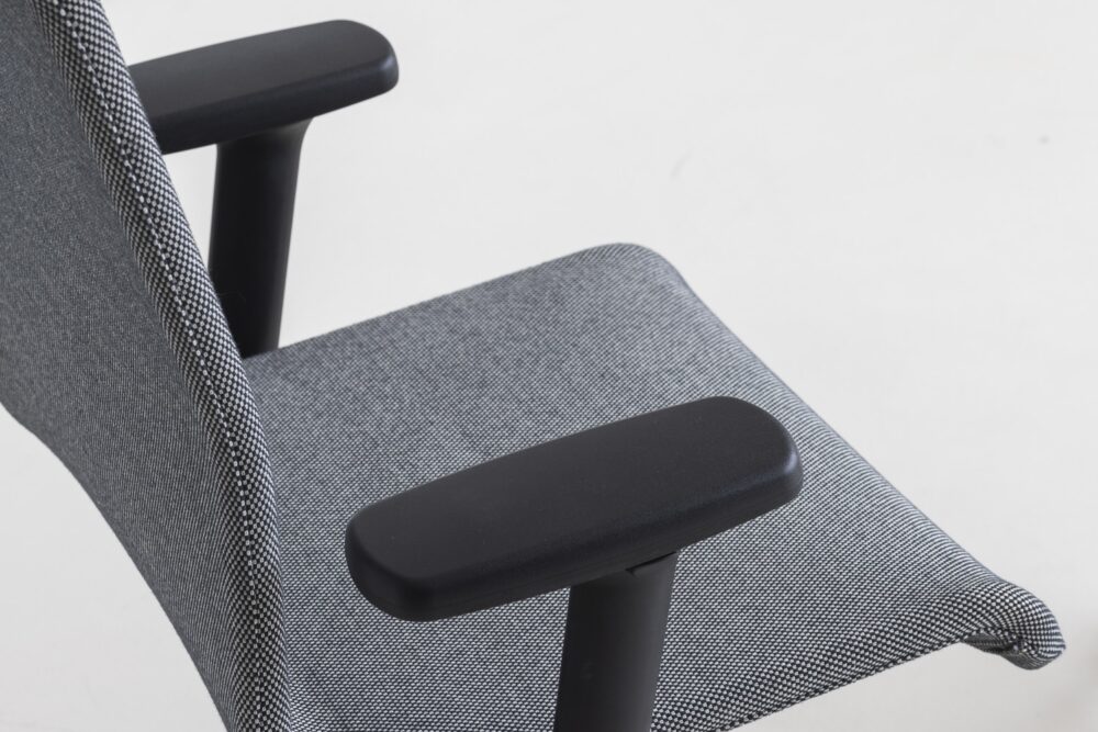 Bulo Tab Mesh Desk Chair