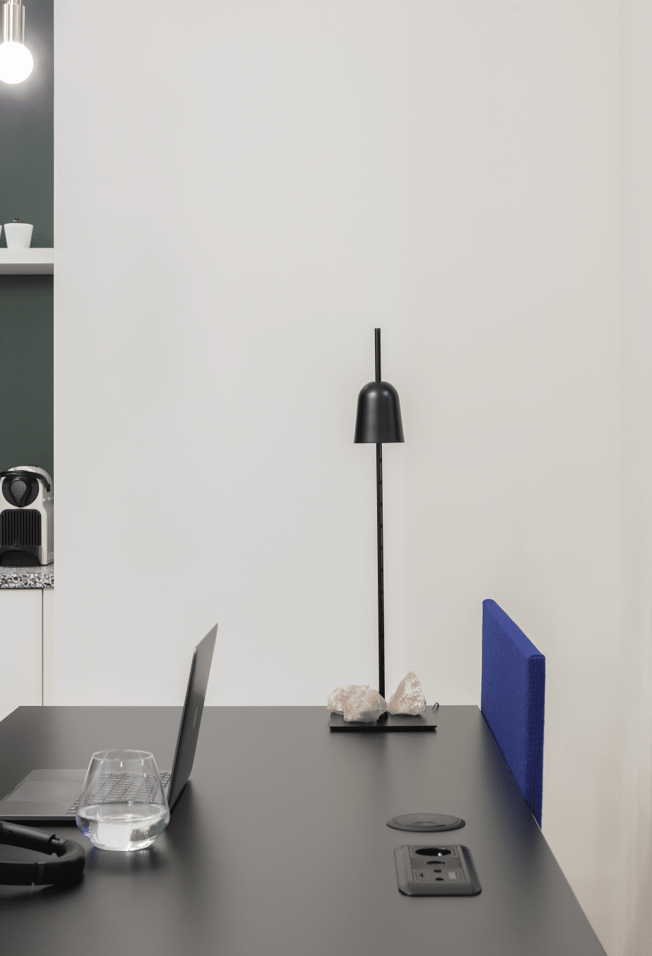 Bulo DAN Meeting Table