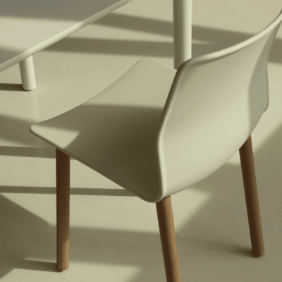 Bulo VVD Bistro 4 wooden legs