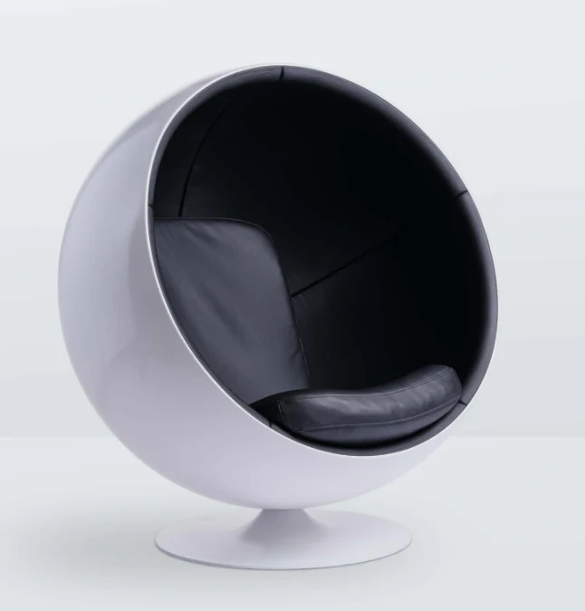 Eero Aarnio Originals Ball Chair