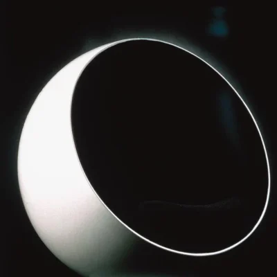 Eero Aarnio Originals Ball Chair