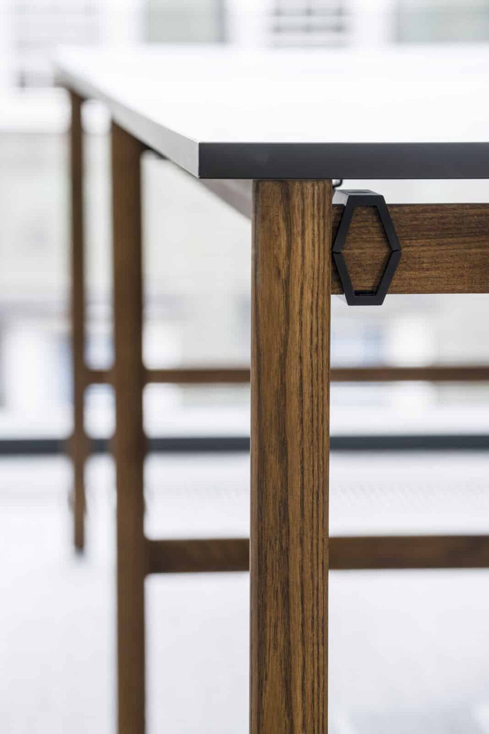 Bulo DAN Meeting Table